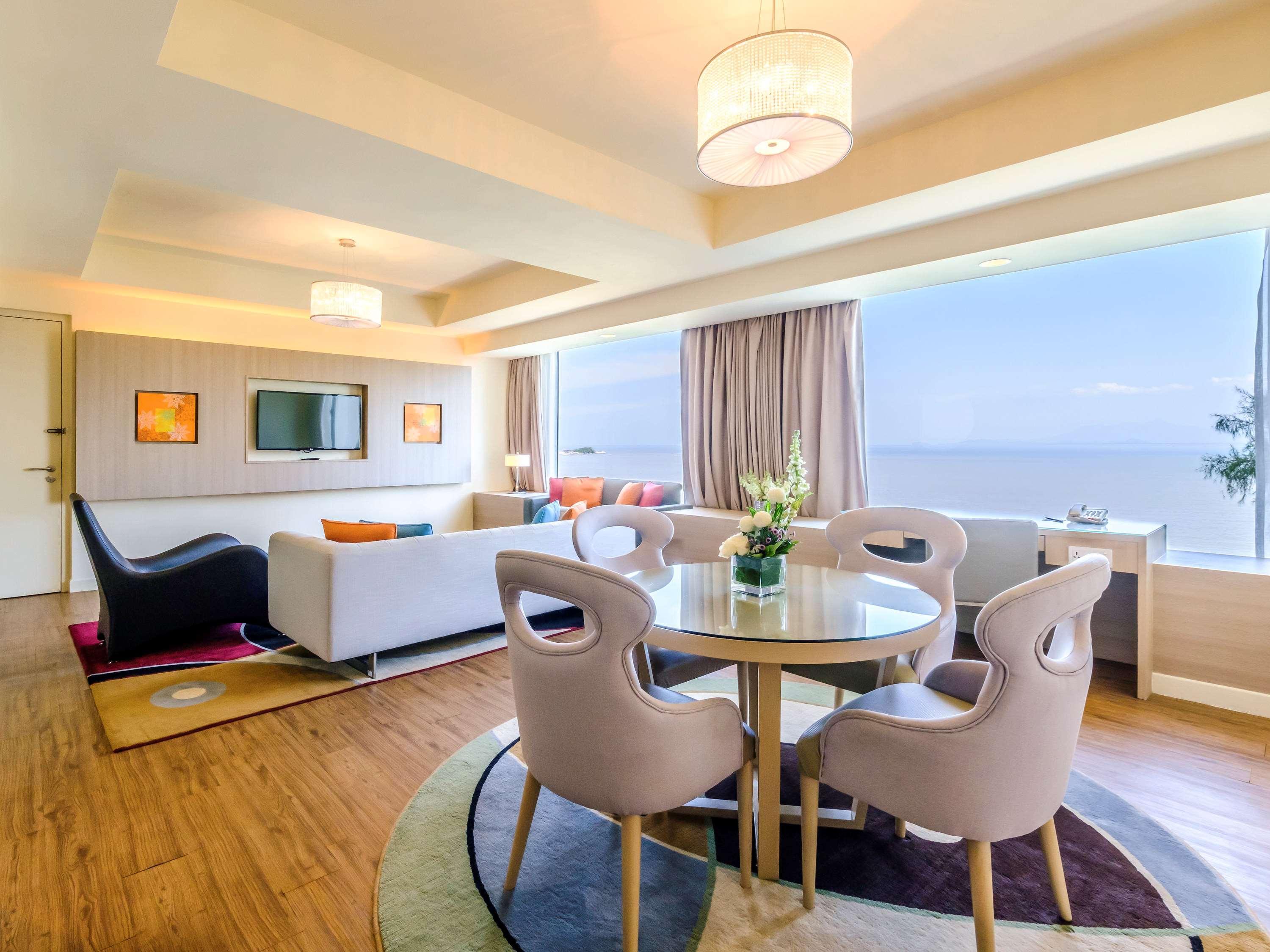 Mercure Penang Beach Танджунг-Бунга Экстерьер фото