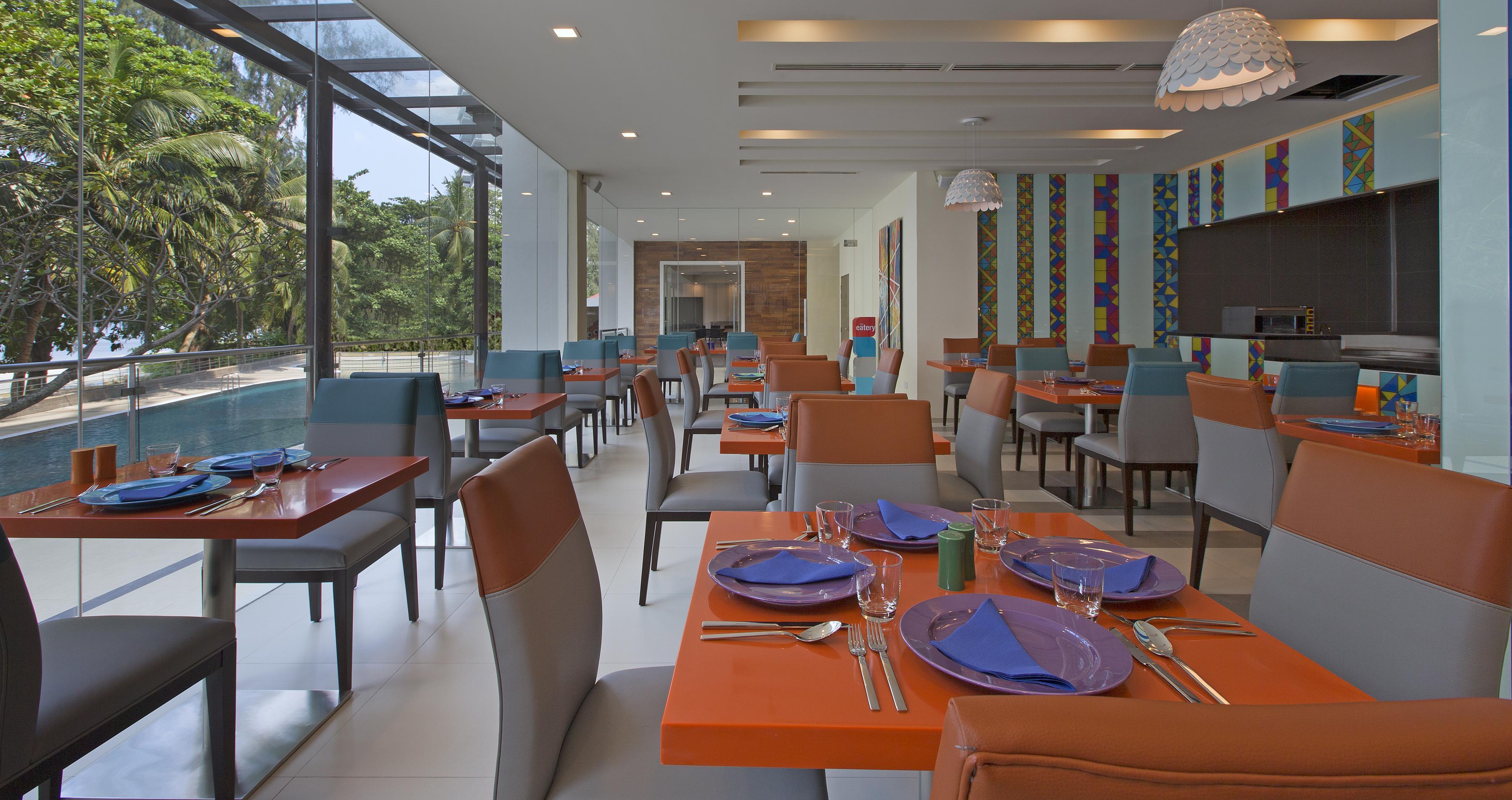 Mercure Penang Beach Танджунг-Бунга Экстерьер фото