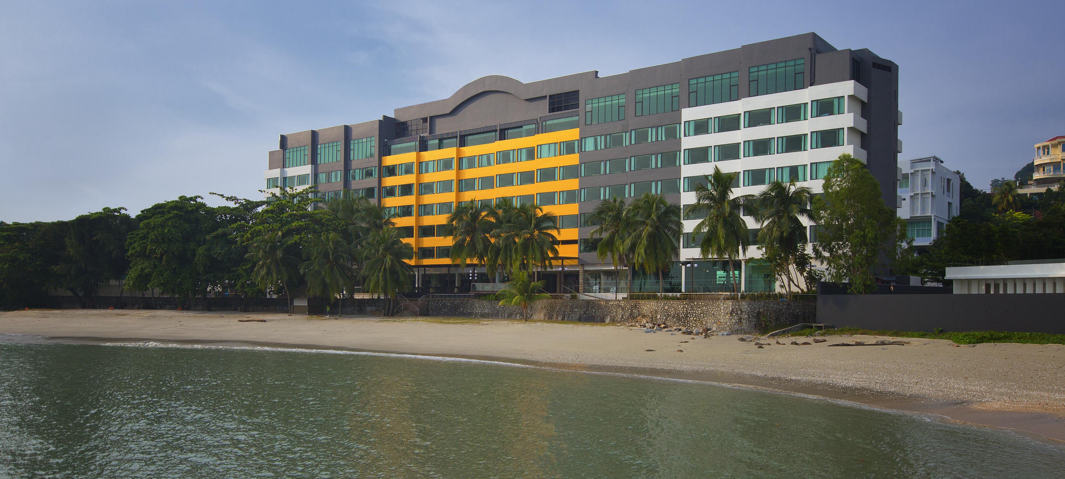 Mercure Penang Beach Танджунг-Бунга Экстерьер фото