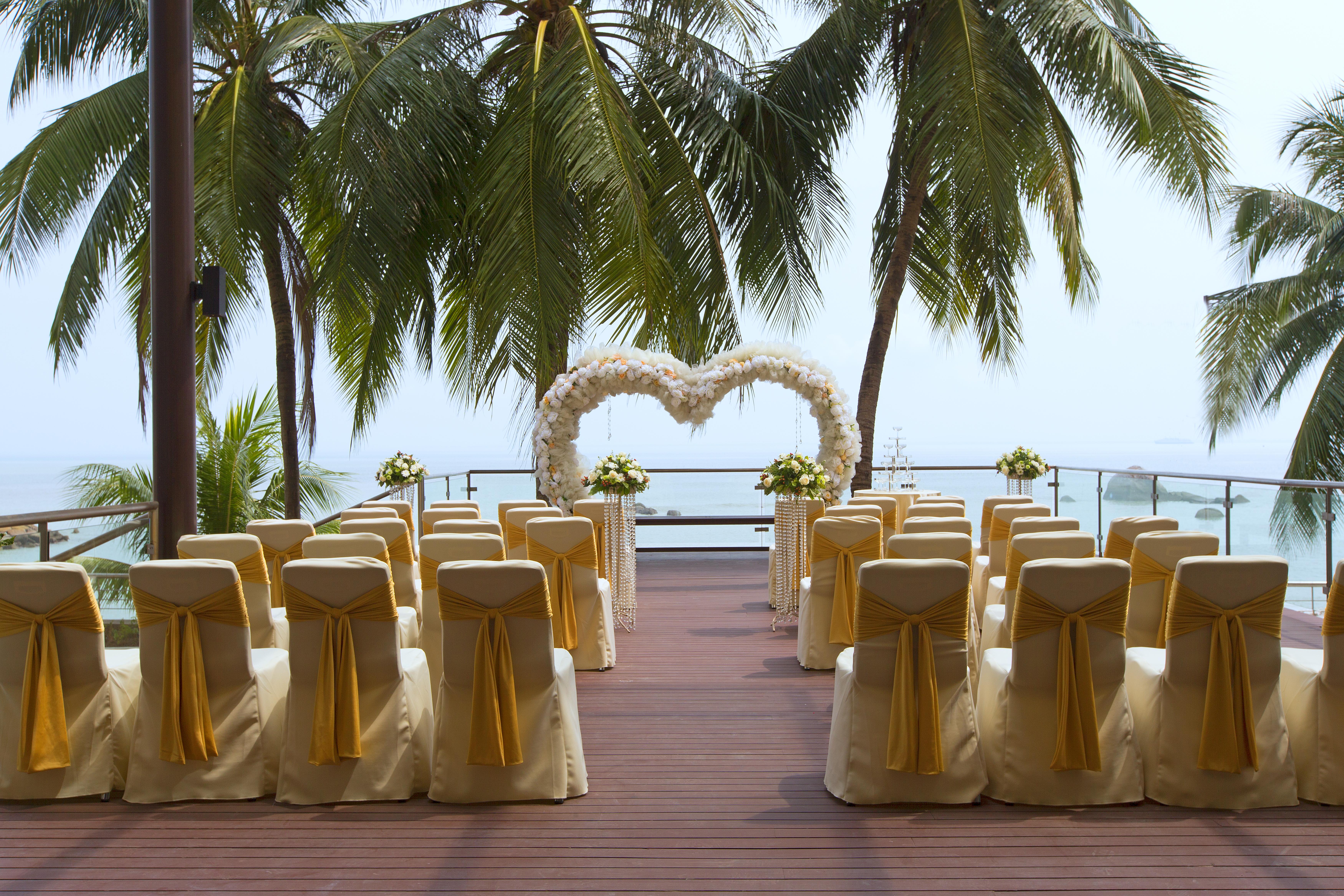 Mercure Penang Beach Танджунг-Бунга Экстерьер фото