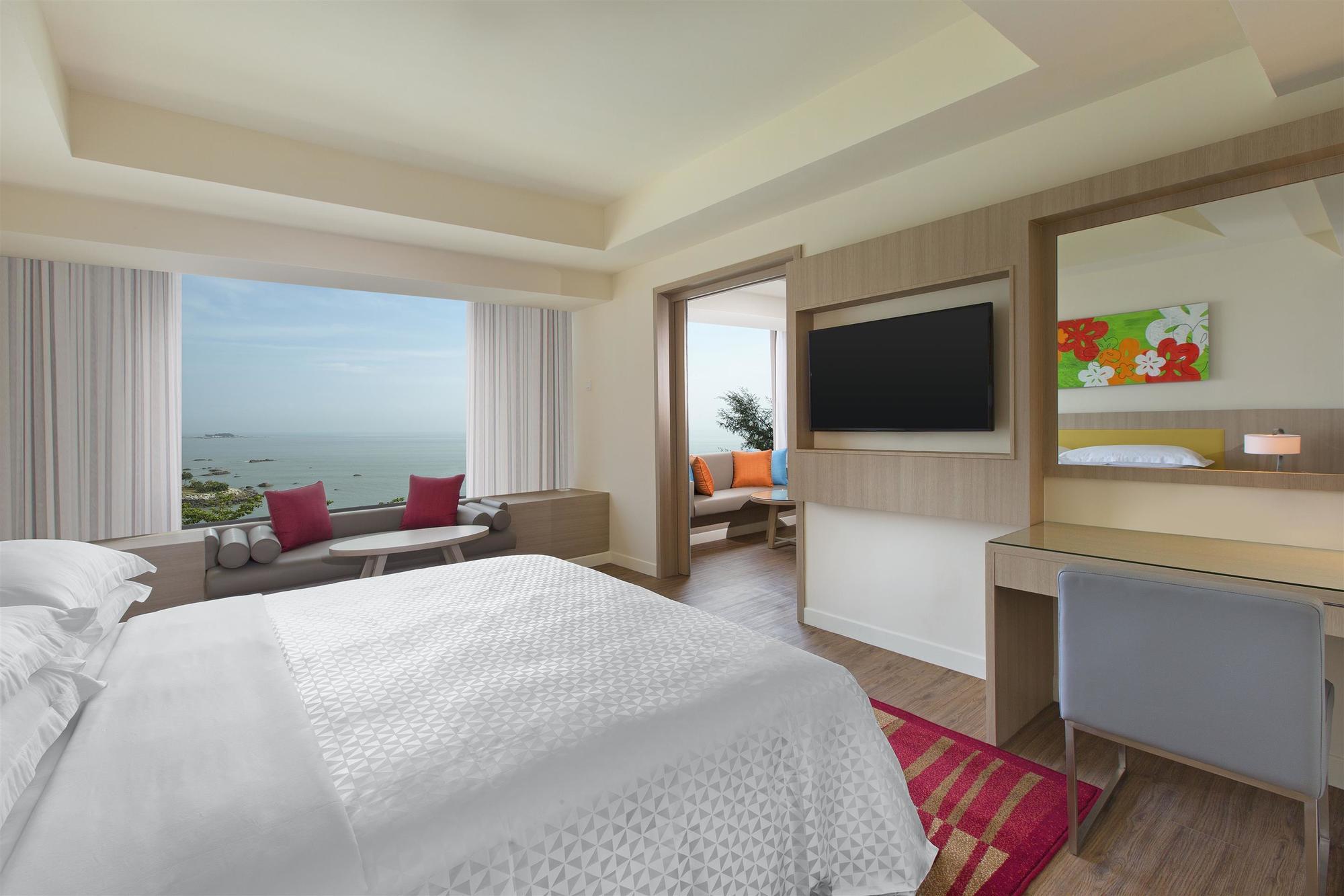 Mercure Penang Beach Танджунг-Бунга Экстерьер фото