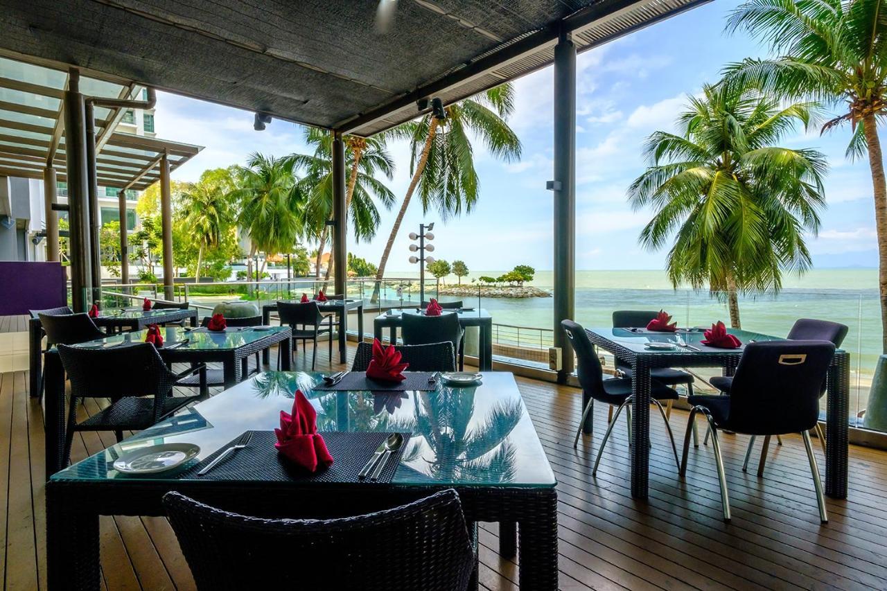 Mercure Penang Beach Танджунг-Бунга Экстерьер фото